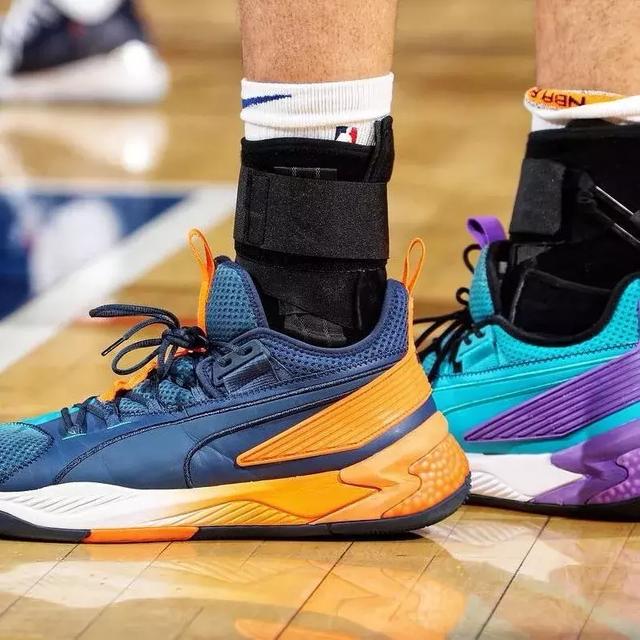 火箭队开启新赛季训练日（火箭队新赛季训练日启幕）