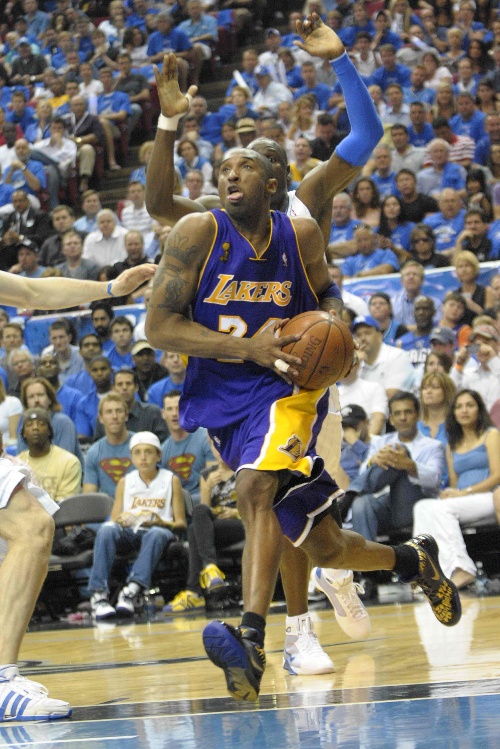 意甲出现一条大鱼！4大豪门开始抢人，年仅26岁4000万欧底价（意甲现大鱼：四大豪门开抢，26岁球员标价至少4000万欧）