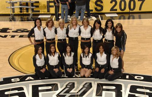 官方：弗洛伦蒂诺再次当选皇马主席 任期至2029年（皇马官宣：弗洛伦蒂诺连任主席，任期至2029年）