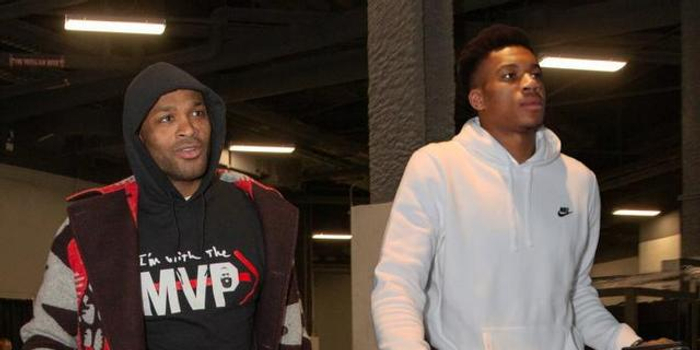 西甲球员身价变更：亚马尔、姆巴佩2亿欧并列第一，7人身价上亿（西甲身价更新：姆巴佩与亚马尔2亿欧并列榜首，7人身价过亿欧元）