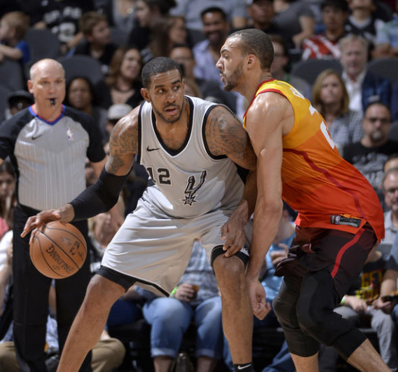 欧冠前瞻：亚特兰大欧冠战意旺盛，切尔西何时走出不胜怪圈？（欧冠前瞻：亚特兰大战意正盛，切尔西何时摆脱不胜阴霾？）