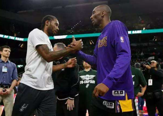 德罗西拿到执教热那亚首胜，目前带队成绩1胜2平保持不败（德罗西收获执教热那亚首胜，开局1胜2平延续不败）