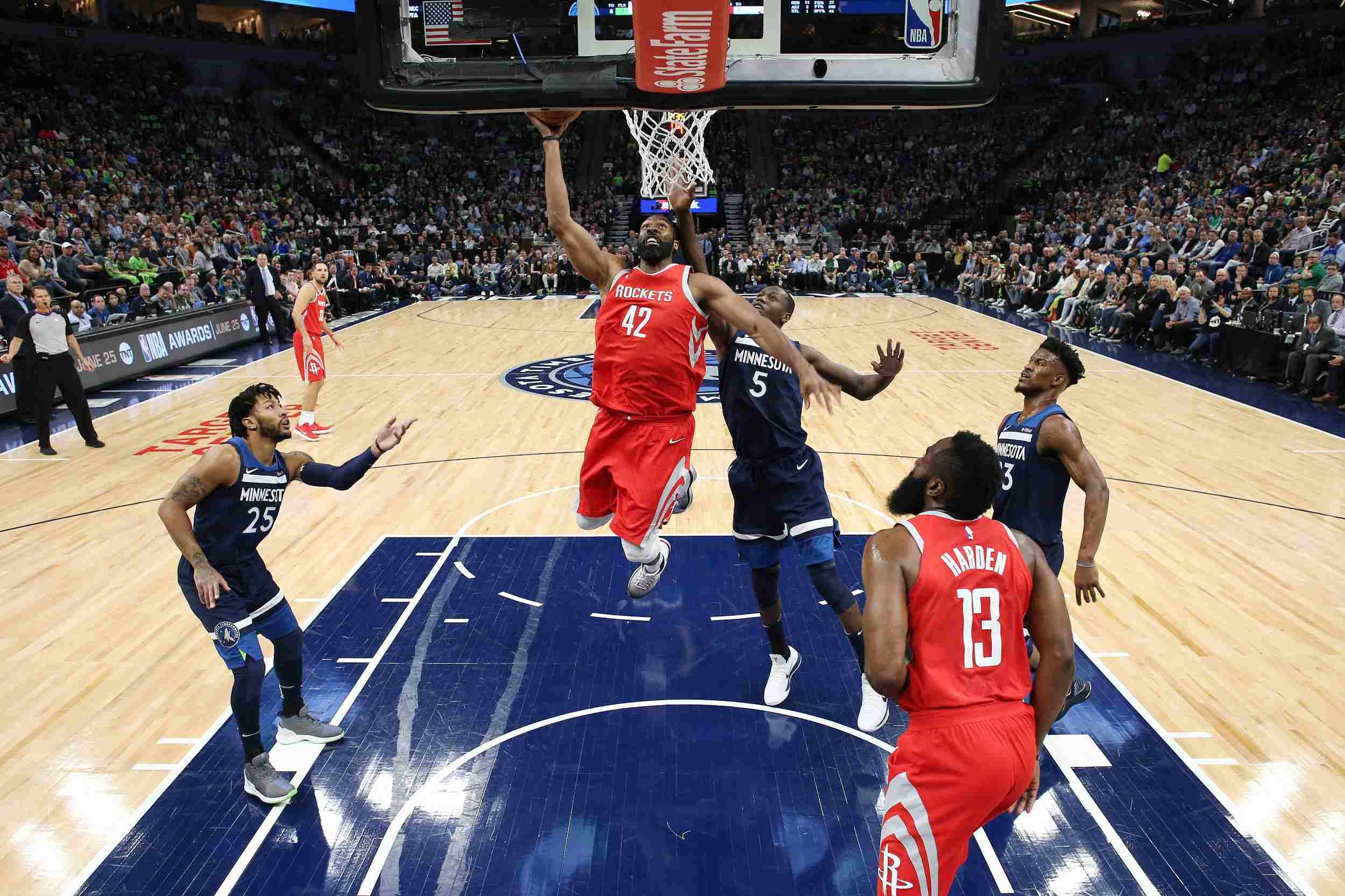 里奇·保罗：若我是雄鹿，会给老鹰打电话要杰伦·约翰逊换字母（里奇·保罗：如果我是雄鹿，会联系老鹰商谈以字母哥换杰伦·约翰逊）