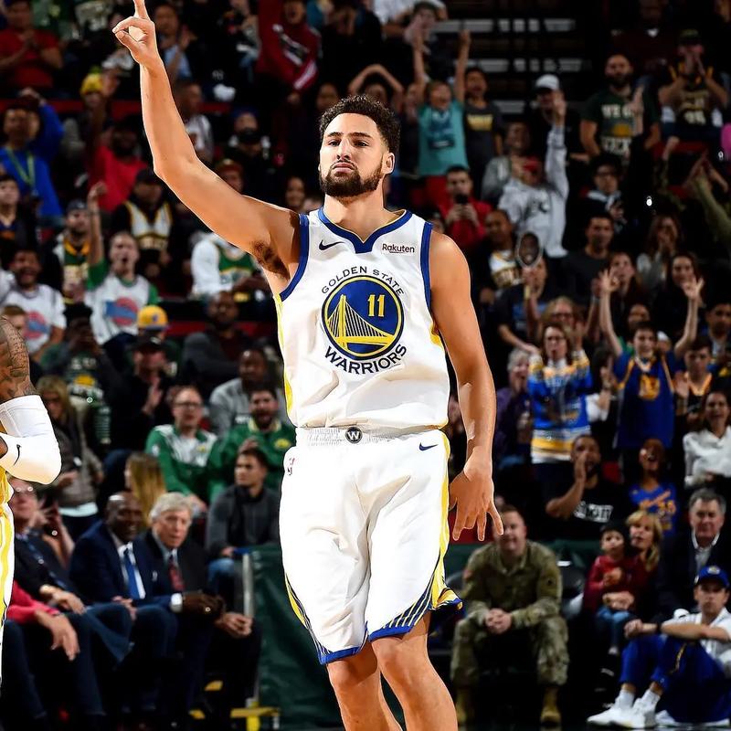 迈阿密国际拟买断阿连德，阿根廷前锋季后赛6场9球创纪录助队夺冠（迈阿密国际计划买断阿连德，阿根廷锋霸季后赛6战9球创纪录率队夺冠）