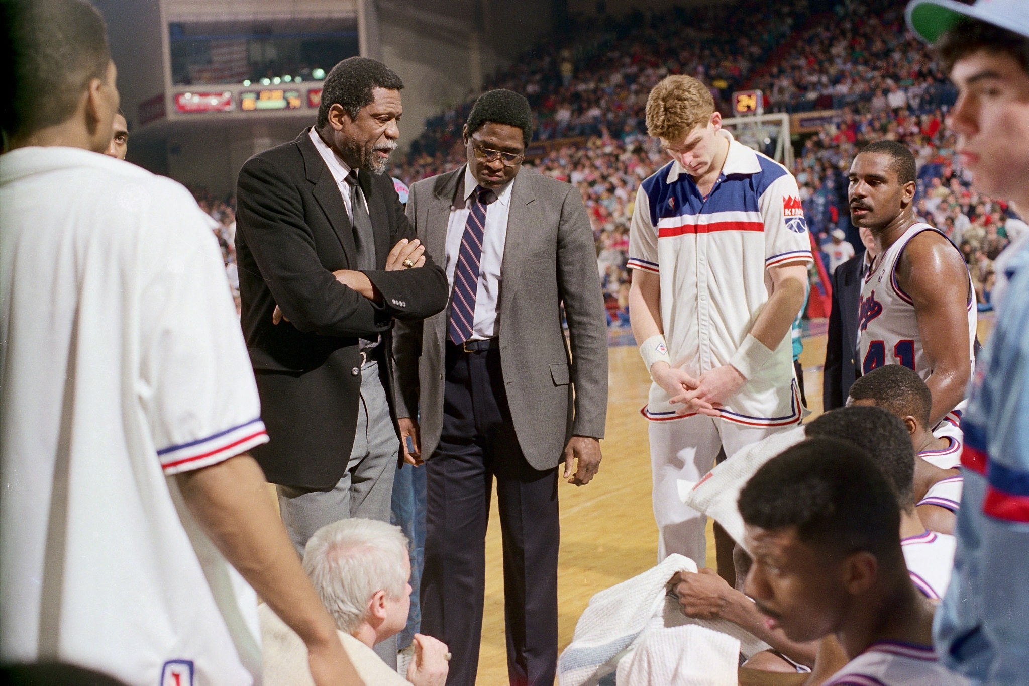 李弘权：我们打球的人多&比较聪明 接下来想更稳定一些（李弘权：球队人手充足、打法更聪明，接下来要提升稳定性）