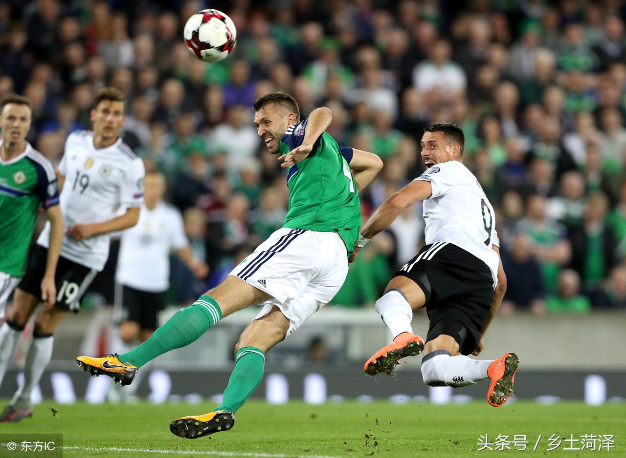 记者：萨拉赫不会随队出征国米，决定由高层和斯洛特共同作出（记者：俱乐部高层与斯洛特共同决定，萨拉赫不随队出征对阵国米）