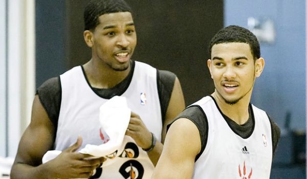 还有机会吗？穆雷传球失误森林狼反击打成2分 仅剩4.8秒落后1分（终场前仅剩4.8秒落后1分：穆雷传球失误遭森林狼快攻得手，还有机会吗？）