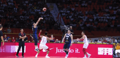 克罗斯谈皇马vs曼城：曼城没什么有威胁的进攻，本不该赢球（克罗斯谈皇马对曼城：曼城进攻乏力，这场胜利本不该归他们）