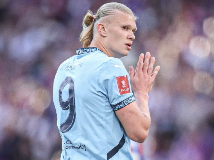 布斯克茨和阿尔巴将在赛季结束退役，穆勒：我向他们脱帽致敬（布斯克茨、阿尔巴赛季末挂靴，穆勒致意：向二人脱帽致敬）